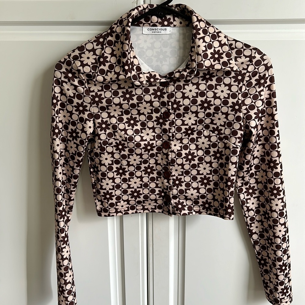 Conscious Coterie Long Sleeve Crop
